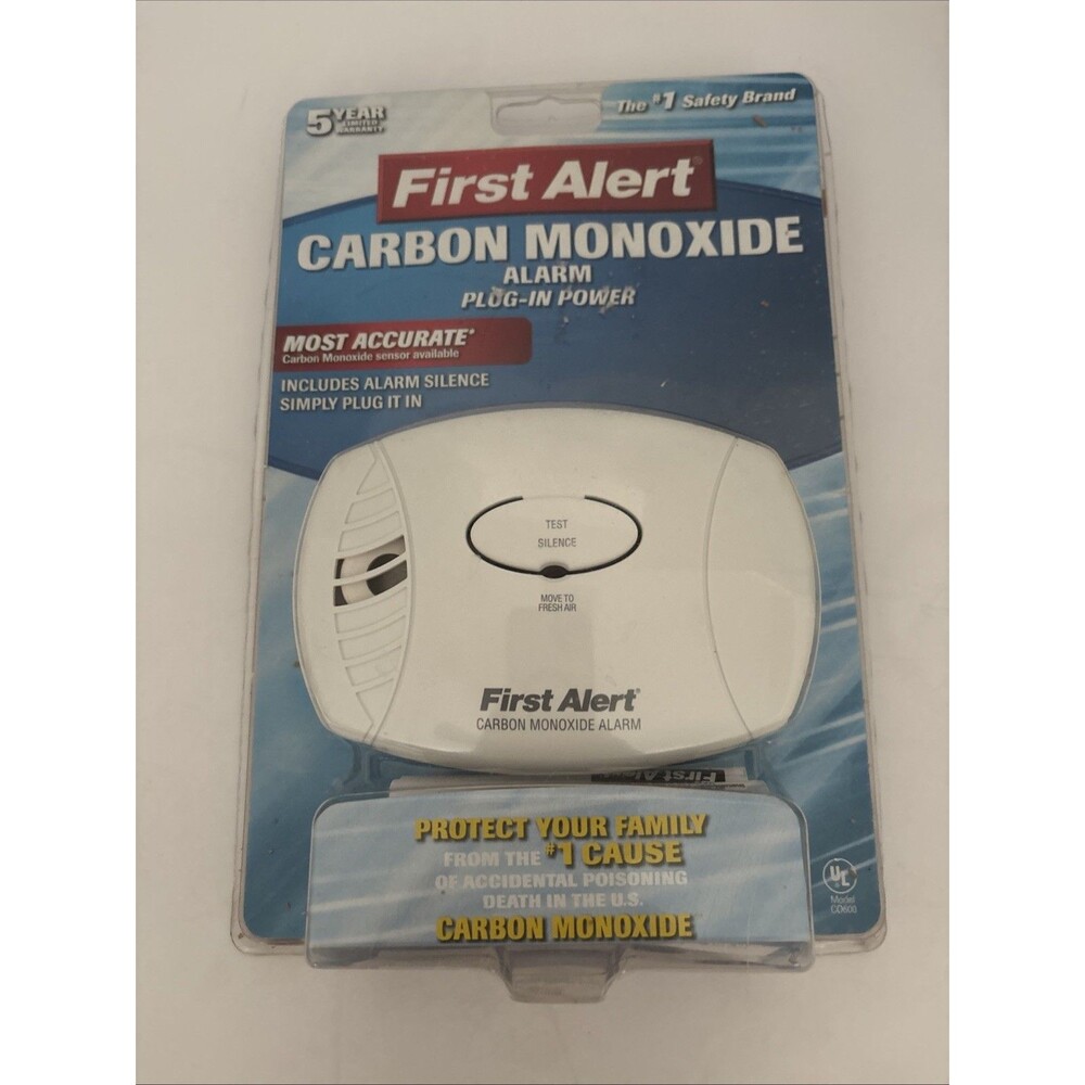 First Alert CO600 Carbon Monoxide Plug-In Power Alarm for wall outlet